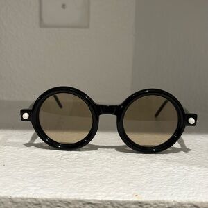 Kuboraum Round Black Glasses with Tinted Lenses